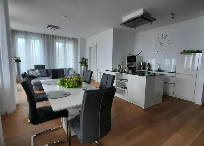 Viktoria Deluxe Direkter Meerblick Apartment *